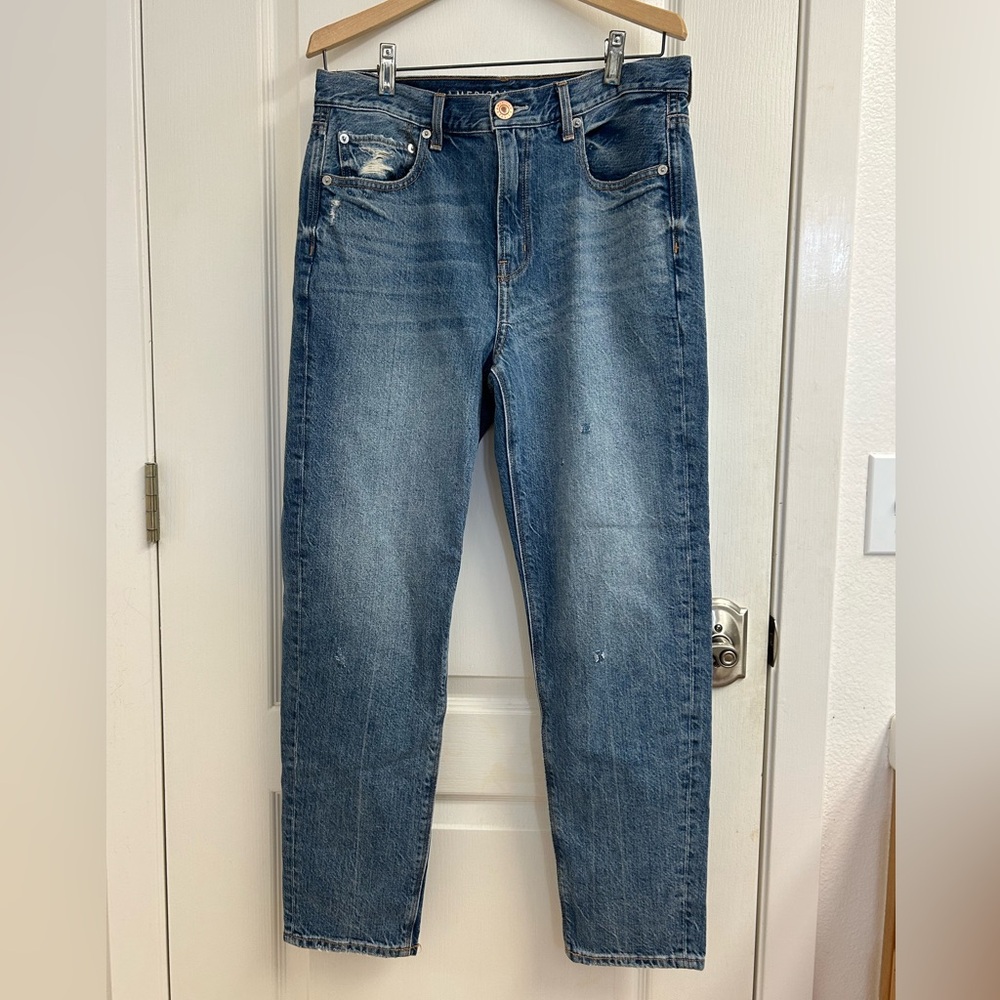 American Eagle 90s Slim Boyfriend Jeans size 4 Regular Light Wash